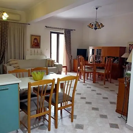 Apartment Pnoe Luxury House *